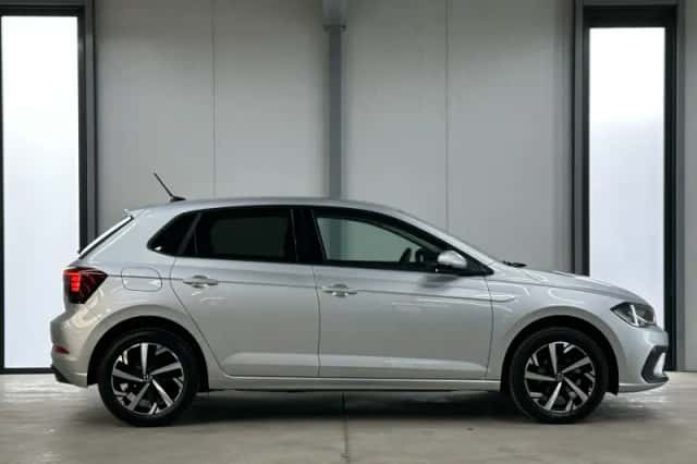 Volkswagen Polo (2024) thumbnail 4
