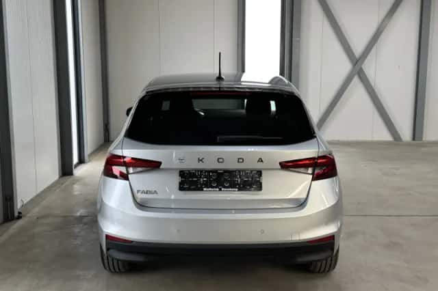 Škoda Fabia (2024) thumbnail 5
