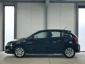 Volkswagen Polo (2014) thumbnail 2