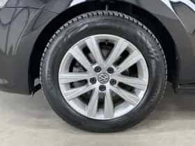 Volkswagen Polo (2014) thumbnail 23