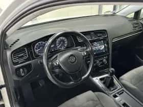 Volkswagen Golf (2017) thumbnail 8