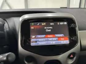 Toyota Aygo (2014) thumbnail 14
