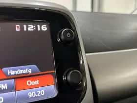 Toyota Aygo (2014) thumbnail 19