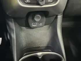 Toyota Aygo (2014) thumbnail 21