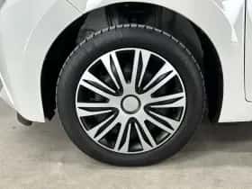 Toyota Aygo (2014) thumbnail 28