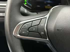 Renault Captur (2022) thumbnail 12