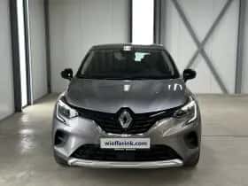 Renault Captur (2022) thumbnail 3