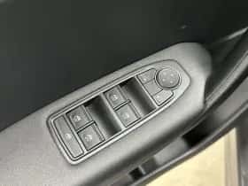 Renault Captur (2022) thumbnail 9