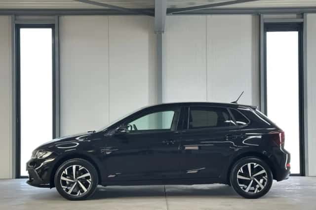 Volkswagen Polo (2024) thumbnail 2