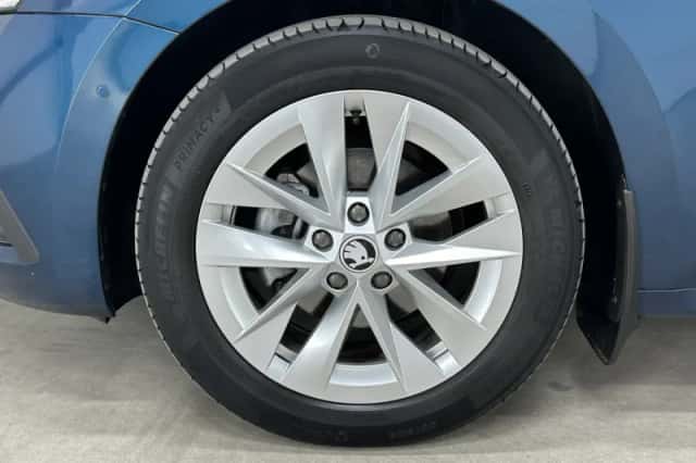 Škoda Octavia (2021) thumbnail 32