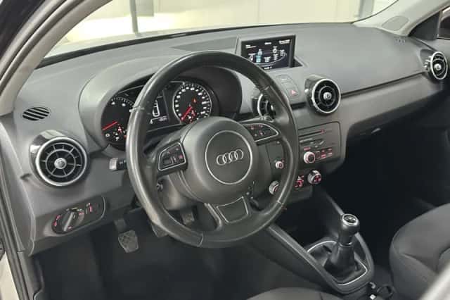 Audi A1 (2014) thumbnail 8