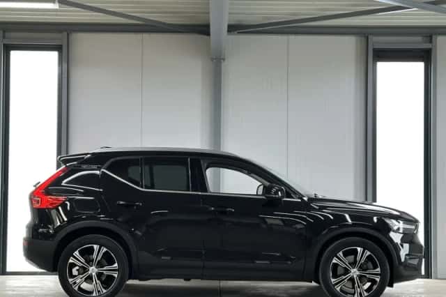 Volvo XC40 (2019) thumbnail 4
