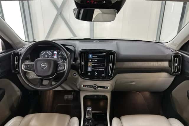 Volvo XC40 (2019) thumbnail 6