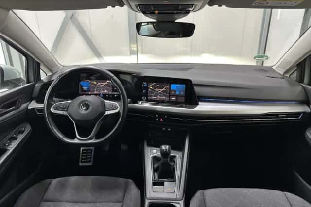 Volkswagen Golf (2020) thumbnail 6