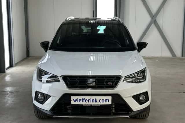 SEAT Arona (2018) thumbnail 3