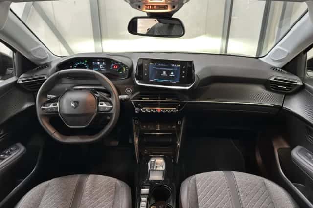 Peugeot e-208 (2023) thumbnail 6