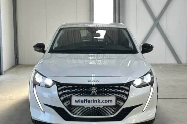 Peugeot e-208 (2020) thumbnail 5