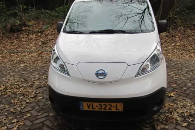Nissan e-NV200 Van (2014) thumbnail 3
