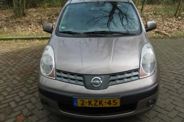 Nissan Note (2006) thumbnail 3