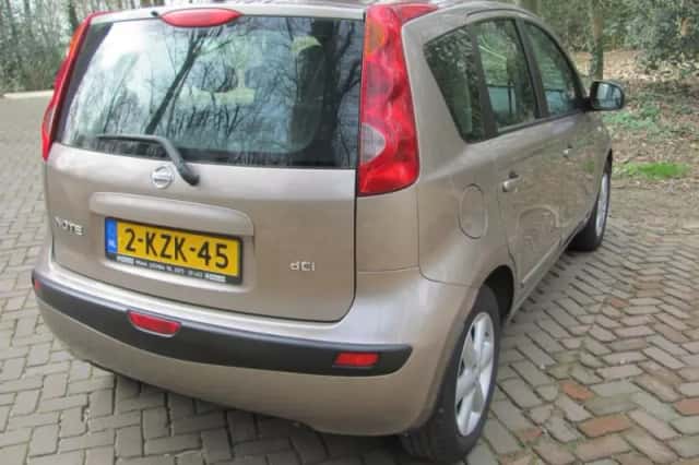 Nissan Note (2006) thumbnail 6