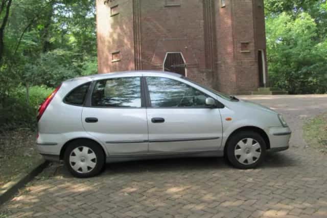 Nissan Almera Tino (2005) thumbnail 5