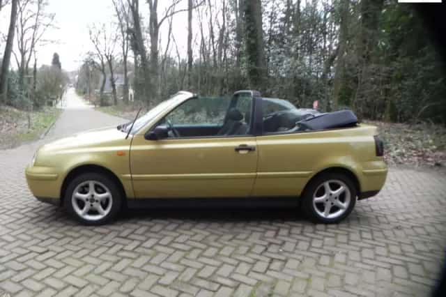 Volkswagen Golf (1998) thumbnail 1