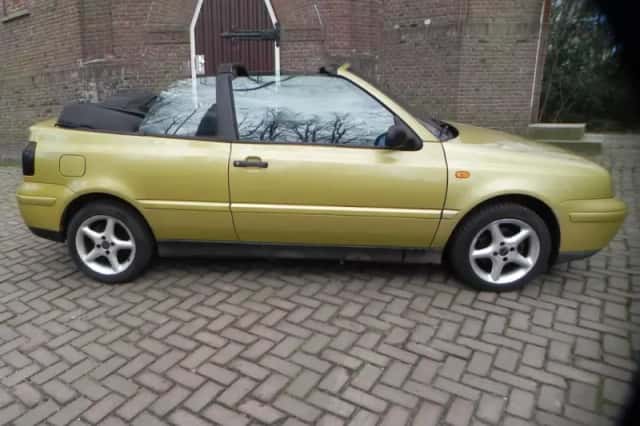 Volkswagen Golf (1998) thumbnail 5