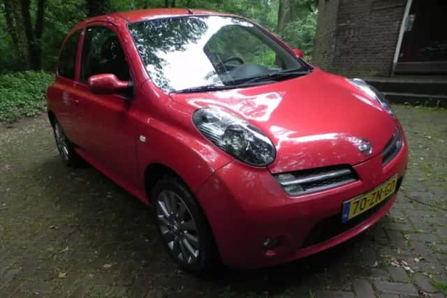Nissan Micra (2008) thumbnail 4