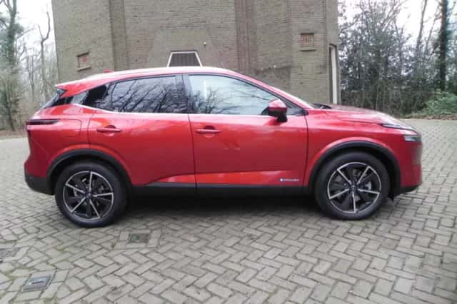 Nissan Qashqai (2023) thumbnail 5