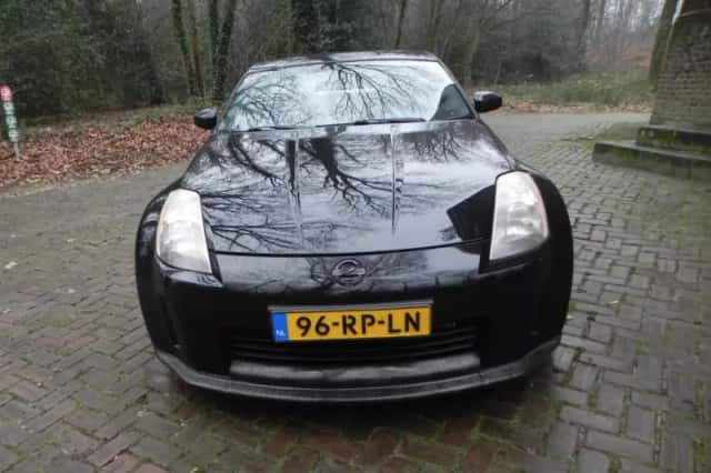 Nissan 350Z (2005) thumbnail 3