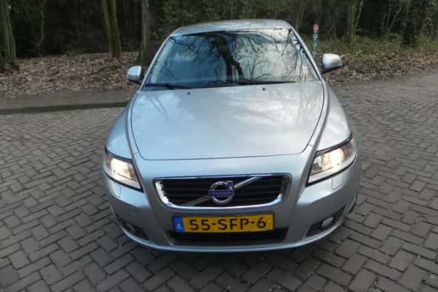 Volvo V50 (2011) thumbnail 3