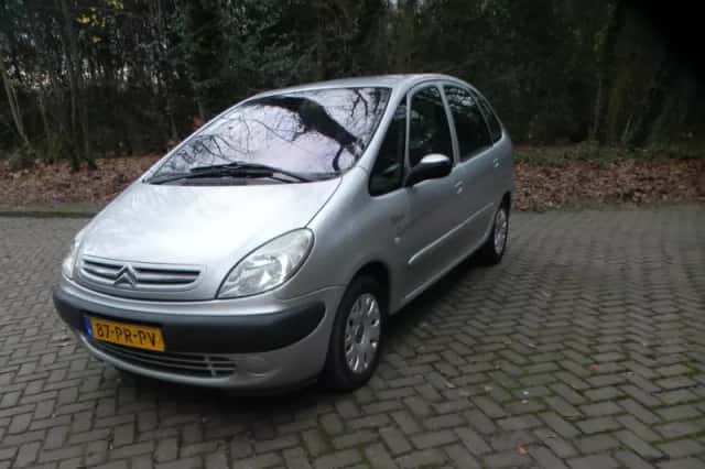 Citroën Xsara Picasso (2004) thumbnail 2
