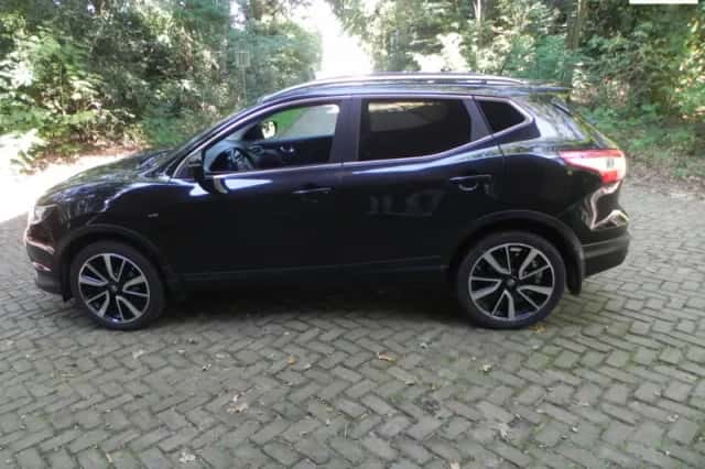 Nissan Qashqai (2017) thumbnail 1