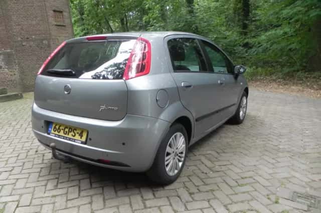 Fiat Grande Punto (2008) thumbnail 6