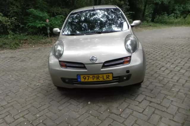 Nissan Micra (2004) thumbnail 3
