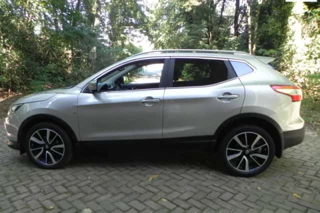 Nissan Qashqai (2016) thumbnail 1