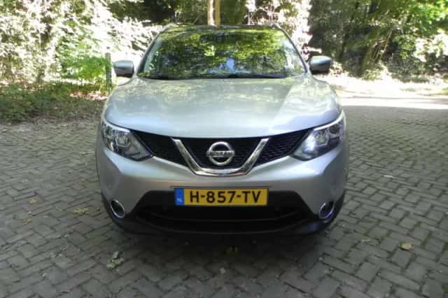 Nissan Qashqai (2016) thumbnail 3