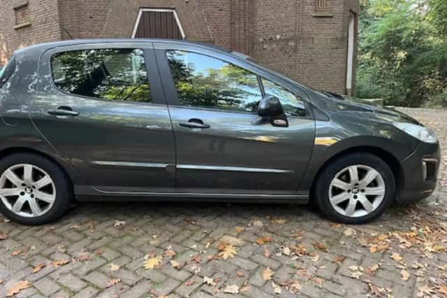 Peugeot 308 (2012) thumbnail 5