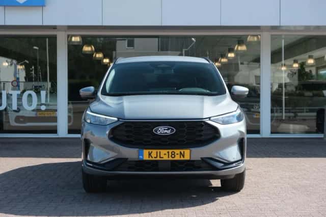 Ford Kuga (2025) thumbnail 3