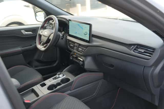 Ford Kuga (2025) thumbnail 6