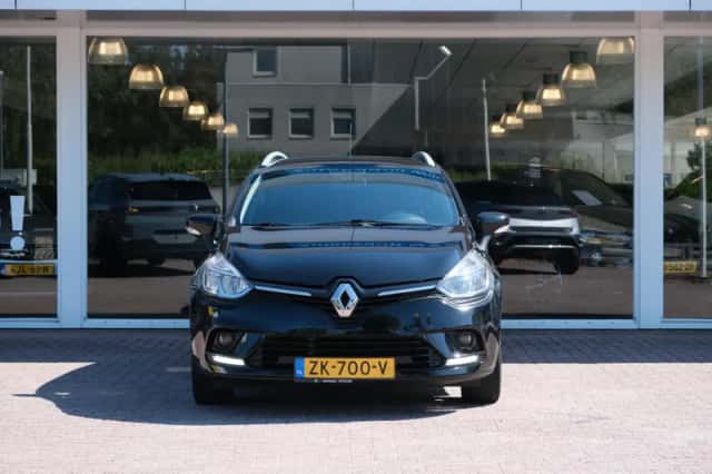Renault Clio (2019) thumbnail 3