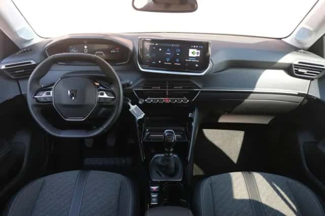 Peugeot 208 (2025) thumbnail 6