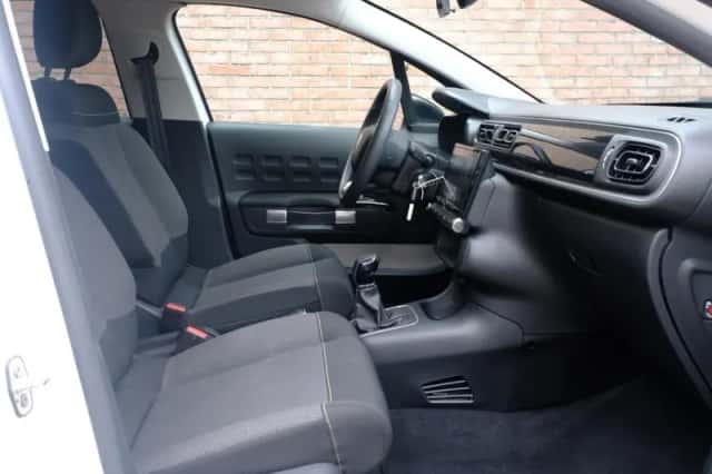 Citroën C3 (2024) thumbnail 4