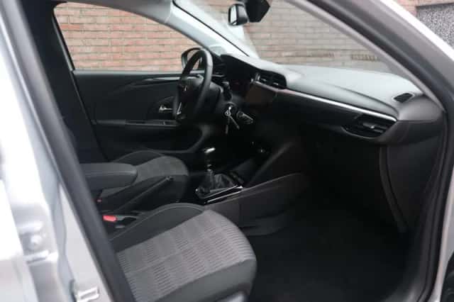 Opel Corsa (2023) thumbnail 4