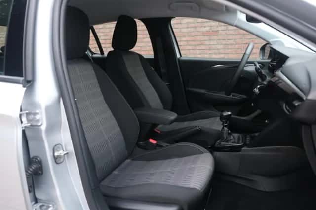 Opel Corsa (2023) thumbnail 5