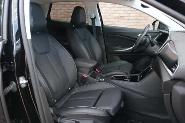 Opel Grandland (2023) thumbnail 5