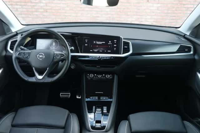 Opel Grandland (2023) thumbnail 6