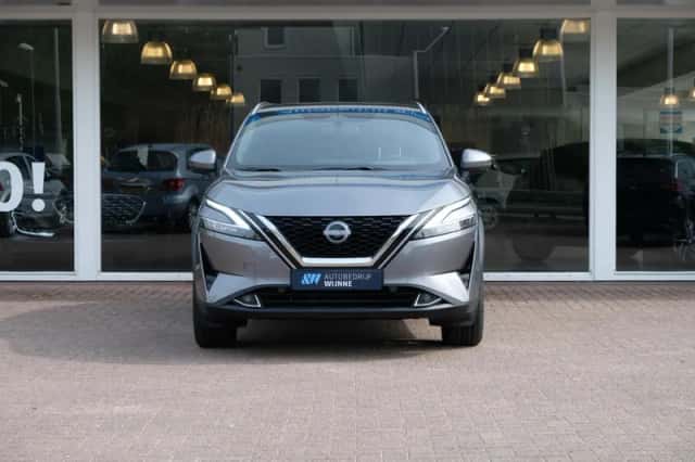 Nissan Qashqai (2023) thumbnail 3