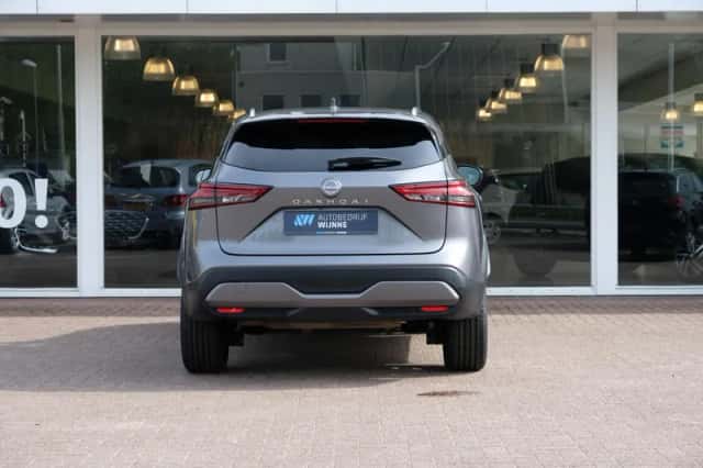 Nissan Qashqai (2023) thumbnail 5