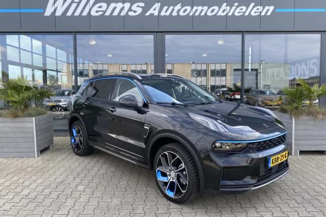 Lynk & Co 01 (2022) thumbnail 3